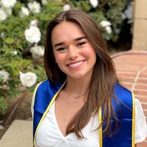 Meet your Posher, Cora